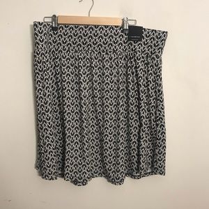 Lane Bryant skirt